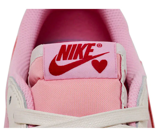 Air Jordan 1 Retro Low OG SP Travis Scott Sail Tropical Pink