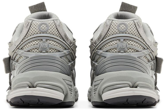 New balance 1906A Concrete Silver Metallic