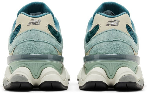 New Balance 9060 Spruce Salt Marsh