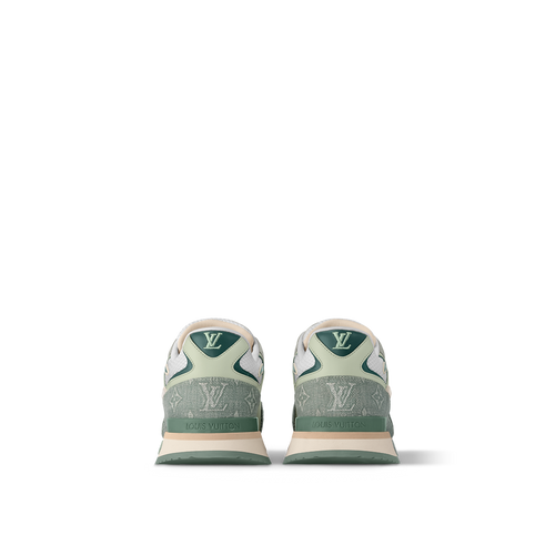 Sneaker Run Away