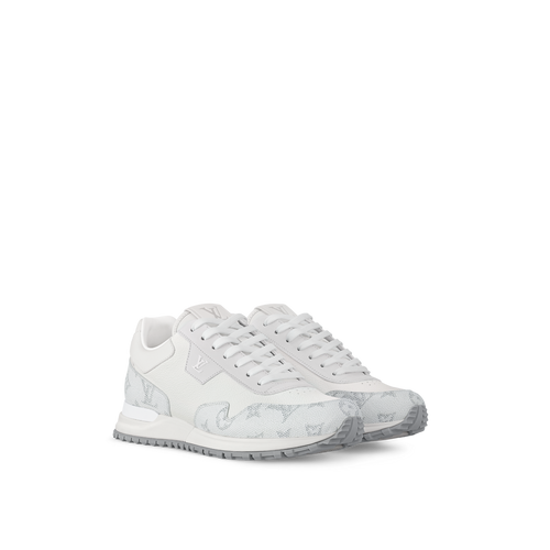 Sneaker Run Away