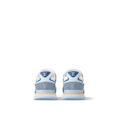 Sneaker Run Away