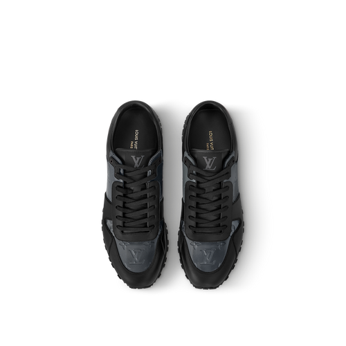 Sneaker Run Away